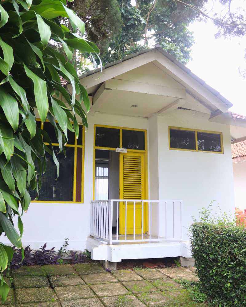 Kamar Anggrek 1